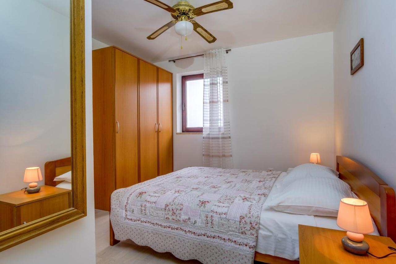 Apartments Anci Mali Lošinj Exteriör bild