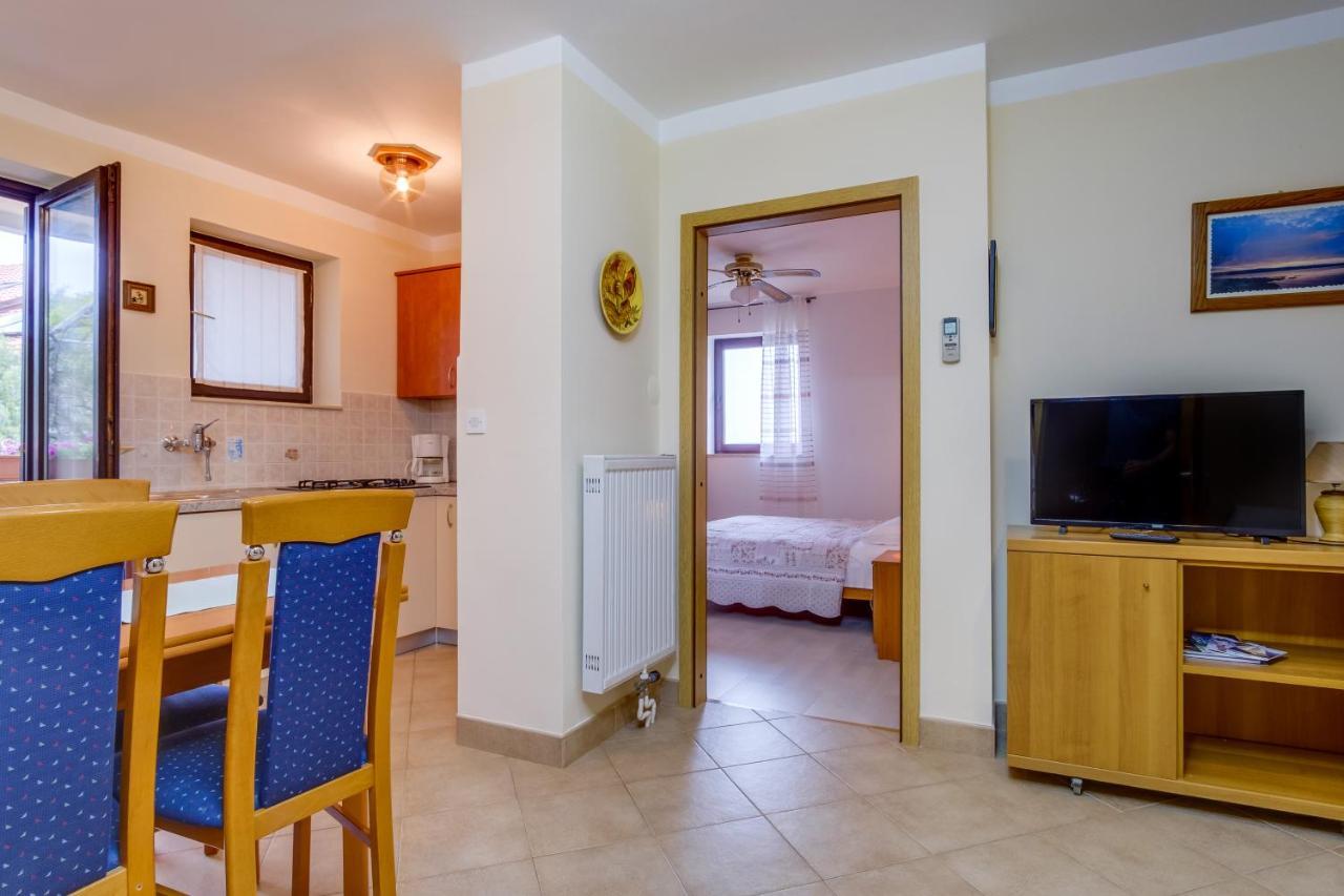 Apartments Anci Mali Lošinj Exteriör bild