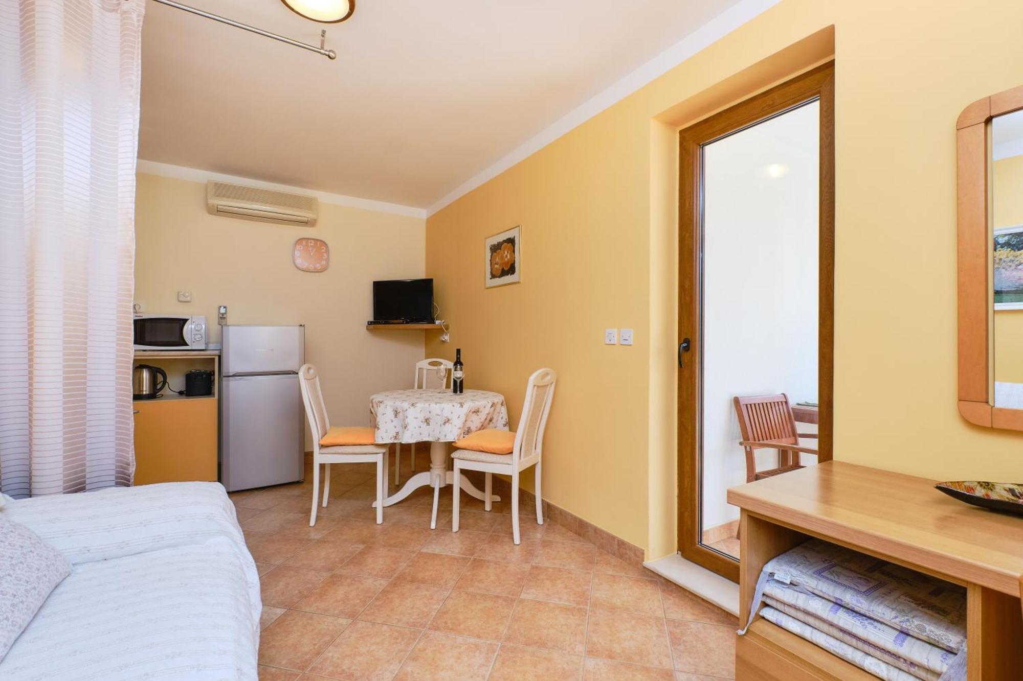 Apartments Anci Mali Lošinj Exteriör bild