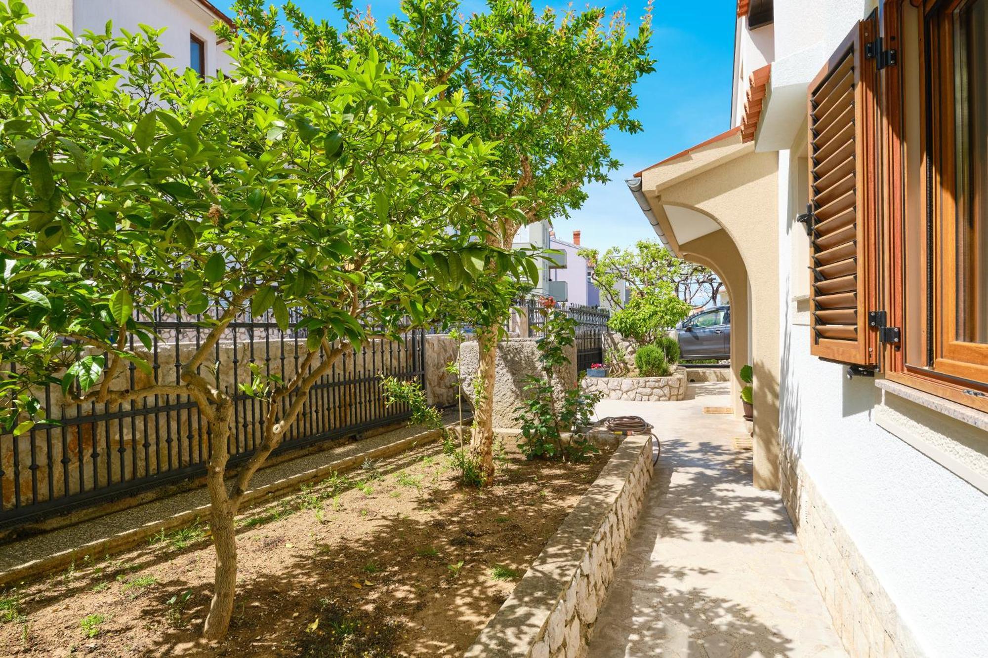 Apartments Anci Mali Lošinj Exteriör bild